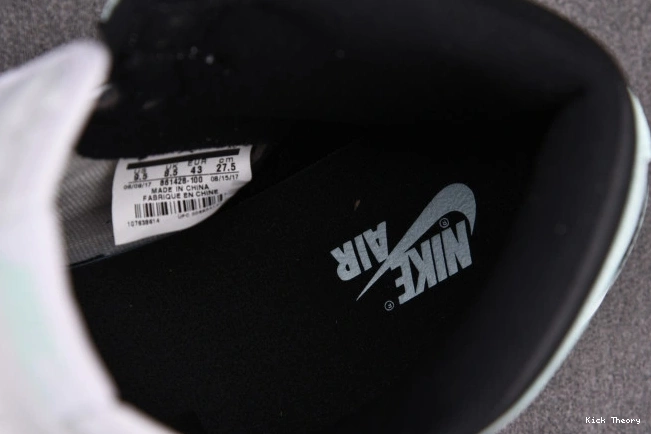 Kick Theory Jordan 861428-100 Igloo High 1 Retro 0703